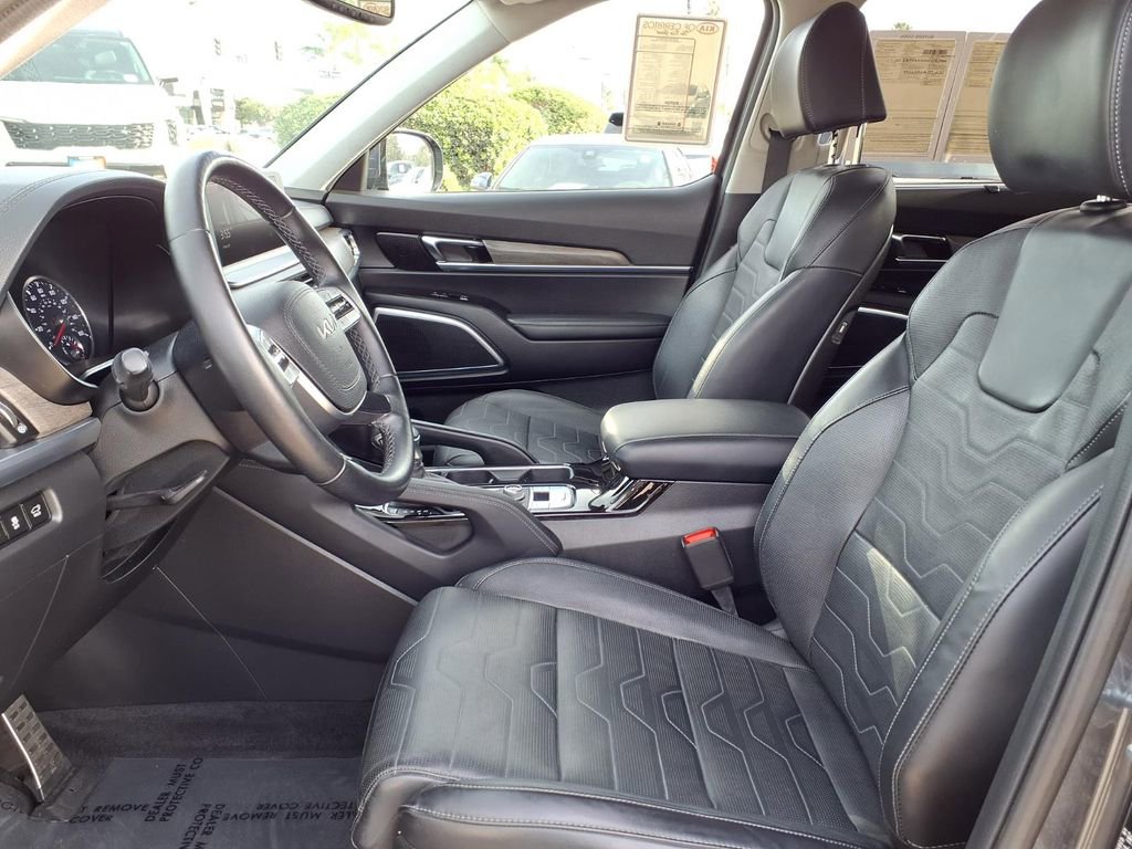 Certified 2022 Kia Telluride SX w/ SX Prestige Package image 8