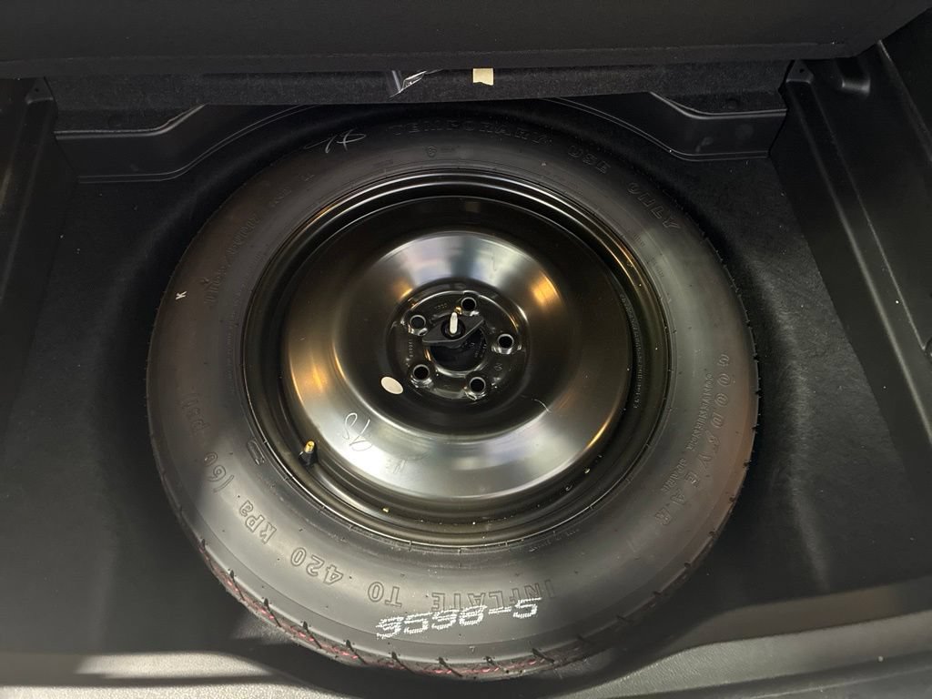 Used 2021 Jeep Cherokee Limited AWD/4WD image 42