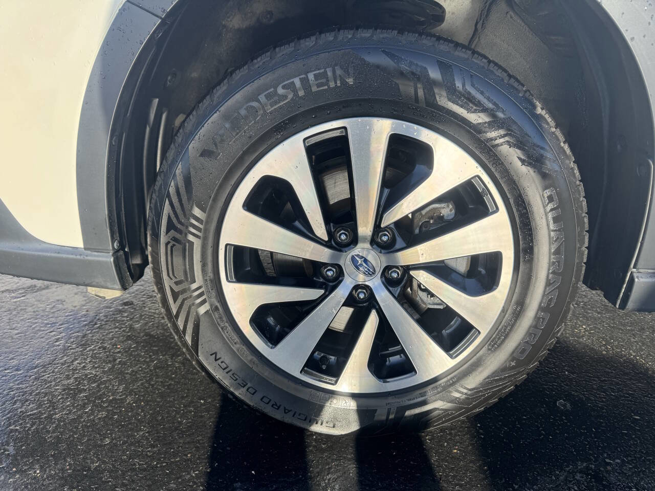 Used 2022 Subaru Outback Premium image 2