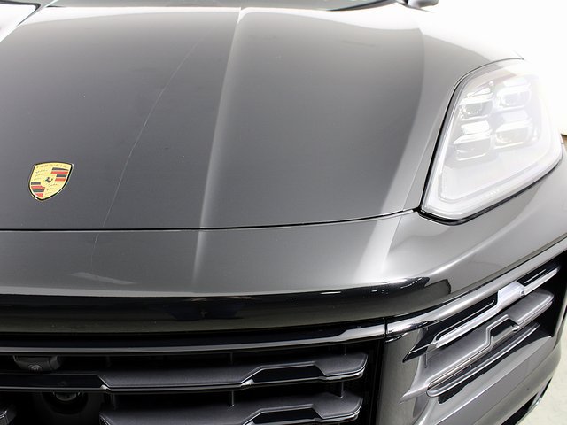 New 2026 Porsche Cayenne E-Hybrid Coupe AWD/4WD image 11