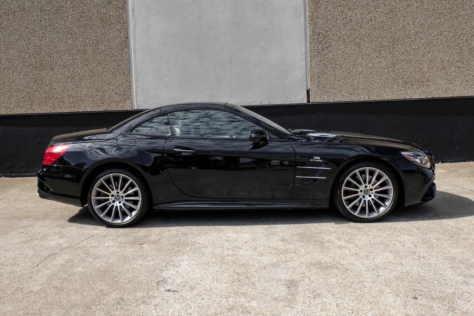 Used 2020 Mercedes-Benz SL 550 image 12