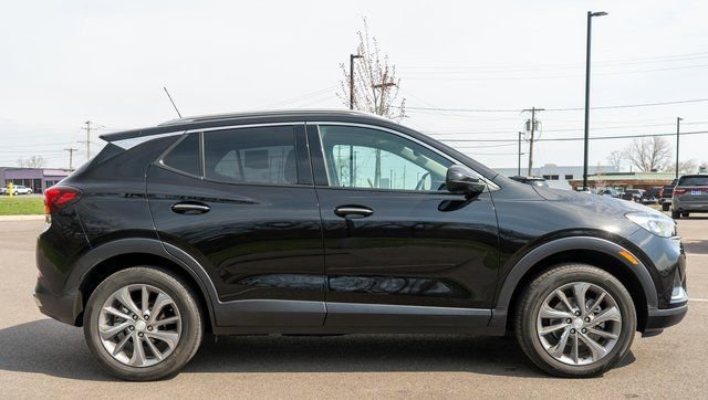 Used 2023 Buick Encore GX Essence w/ Experience Buick Package AWD/4WD image 5