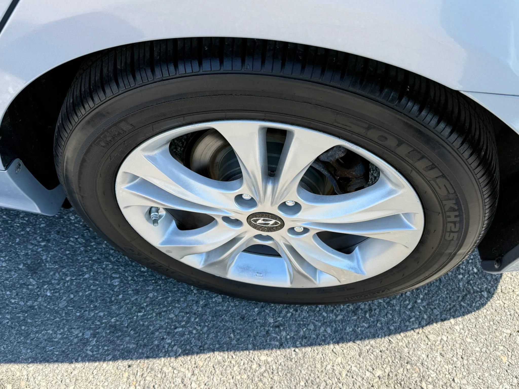 Used 2012 Hyundai Sonata Limited FWD image 14