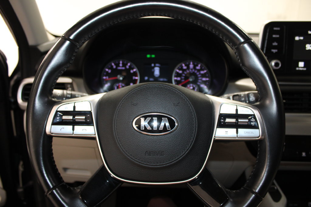 Used 2020 Kia Telluride S FWD image 42