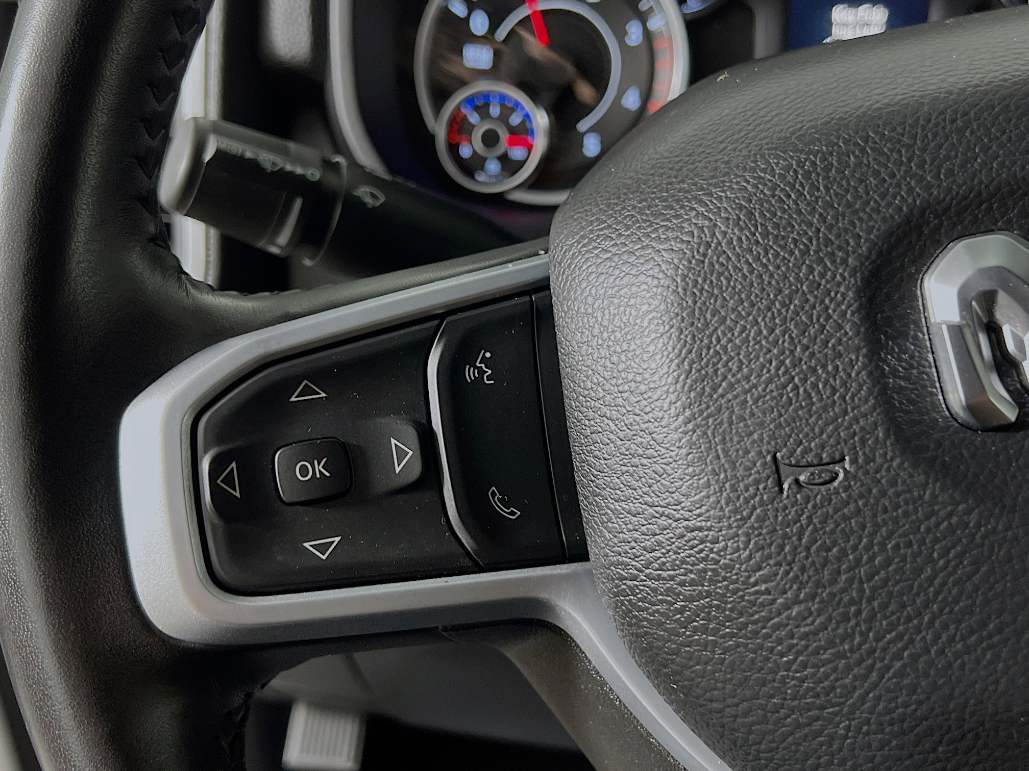Used 2024 RAM 3500 Big Horn AWD/4WD image 18