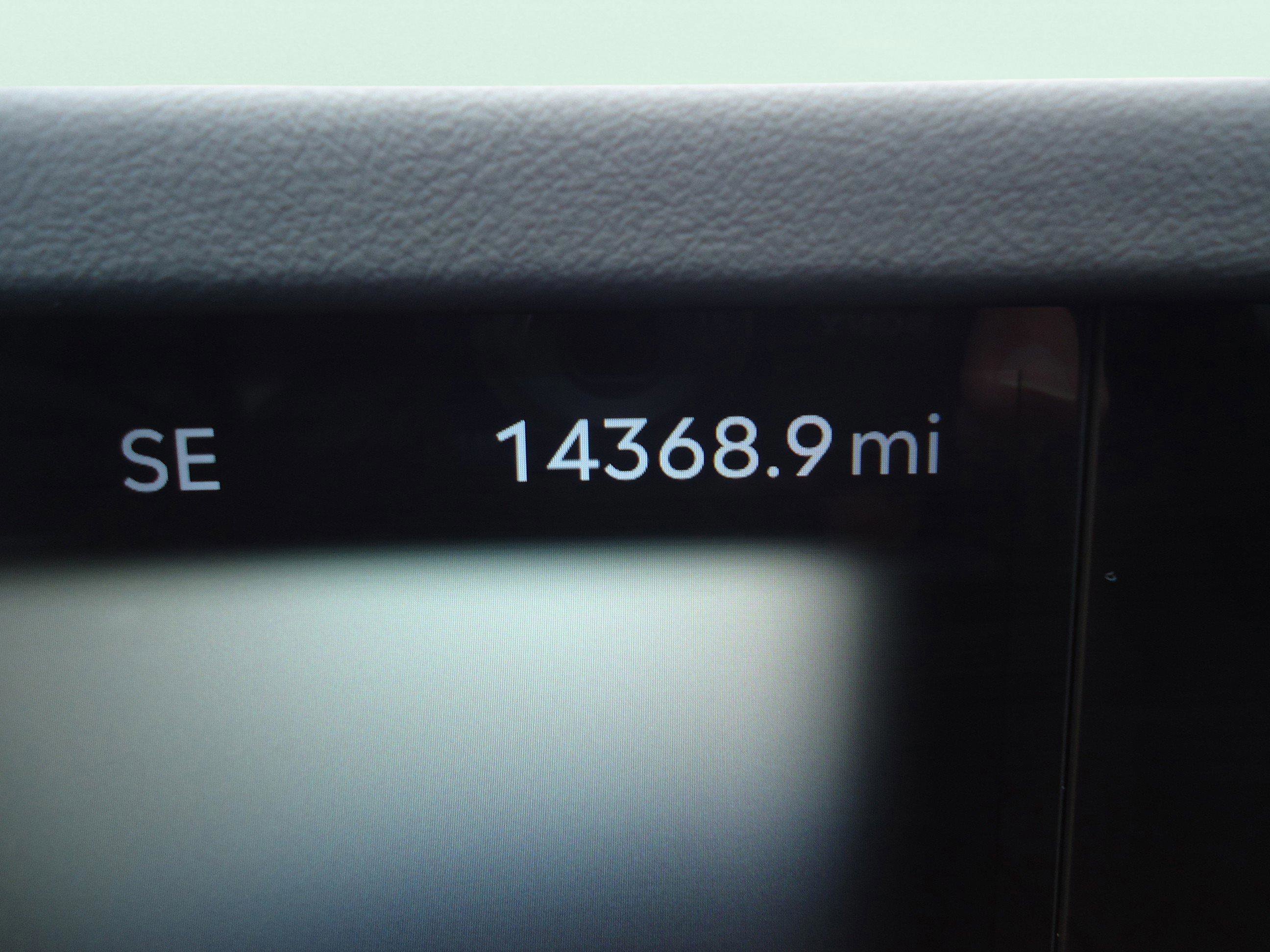 Used 2024 Lincoln Nautilus Reserve AWD/4WD image 13