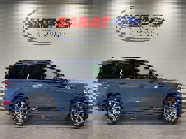 New 2026 Lincoln Aviator AWD w/ Jet Appearance Package image 1