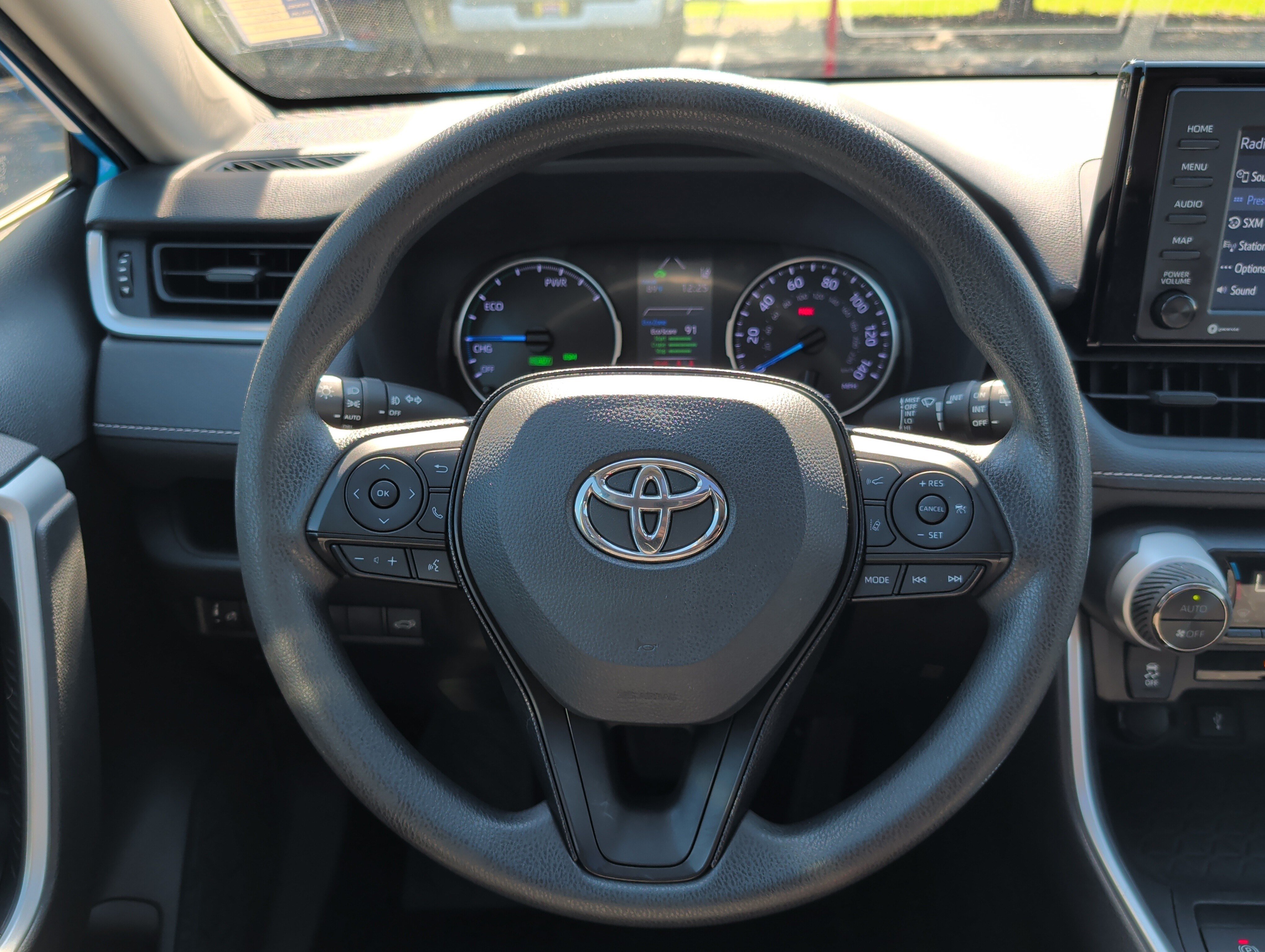 Used 2021 Toyota RAV4 XLE w/ Convenience Package AWD/4WD image 20