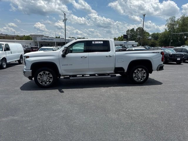 New 2026 Chevrolet Silverado 2500 LTZ w/ LTZ Plus Package AWD/4WD image 18