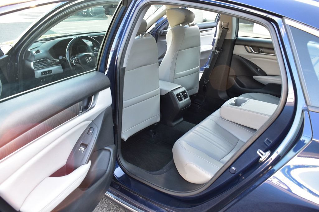 Used 2019 Honda Accord Touring image 21