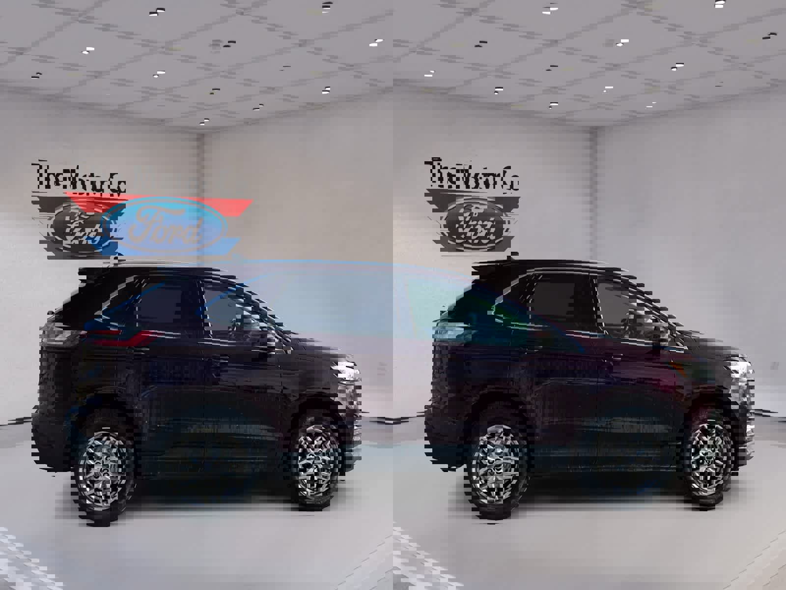 Certified 2024 Ford Edge SEL w/ Convenience Package image 4