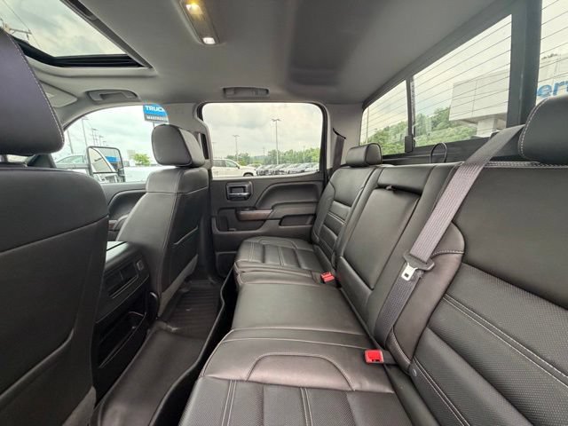 Used 2018 GMC Sierra 2500 Denali AWD/4WD image 31