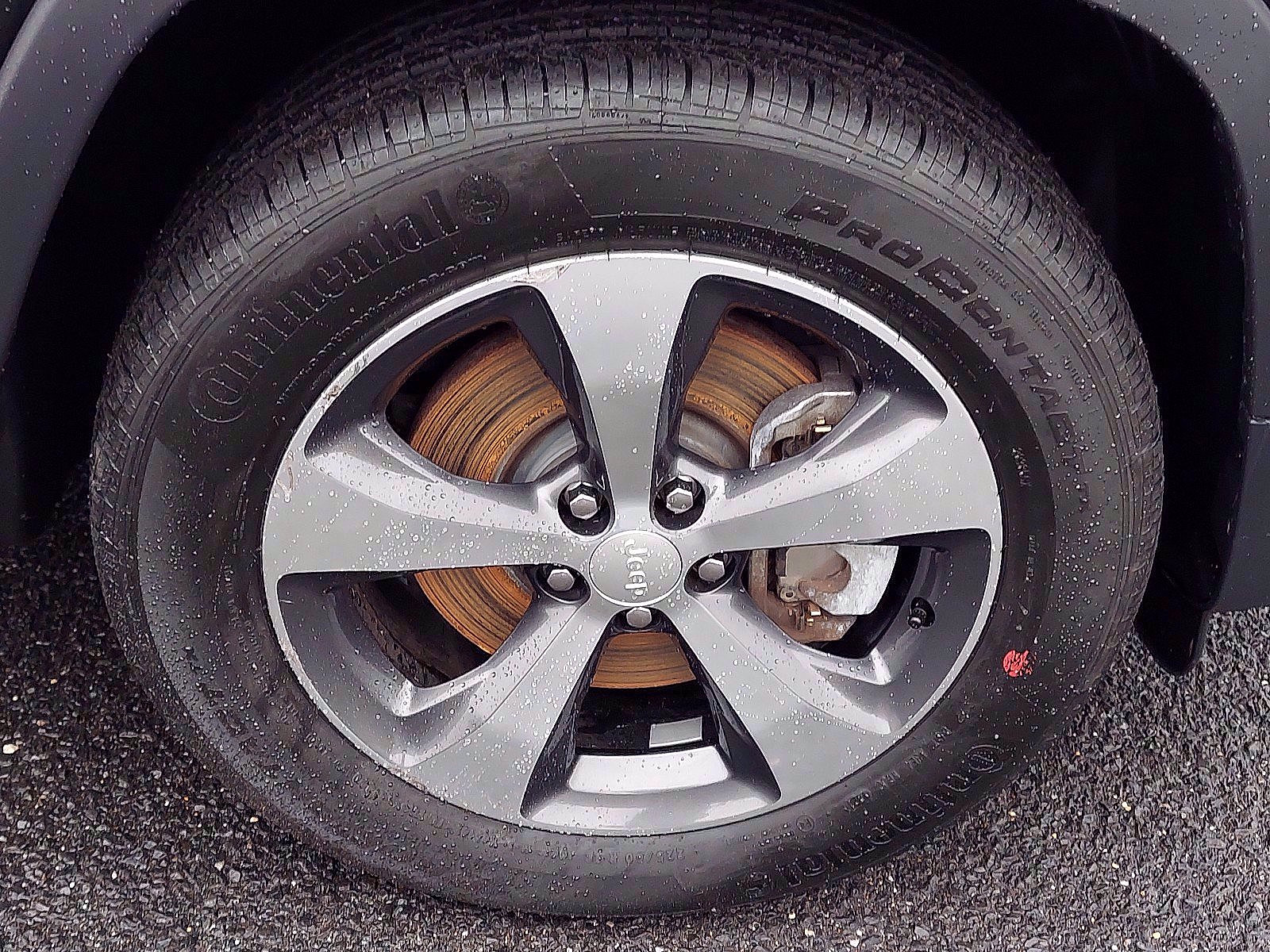 Certified 2019 Jeep Cherokee Limited image 9