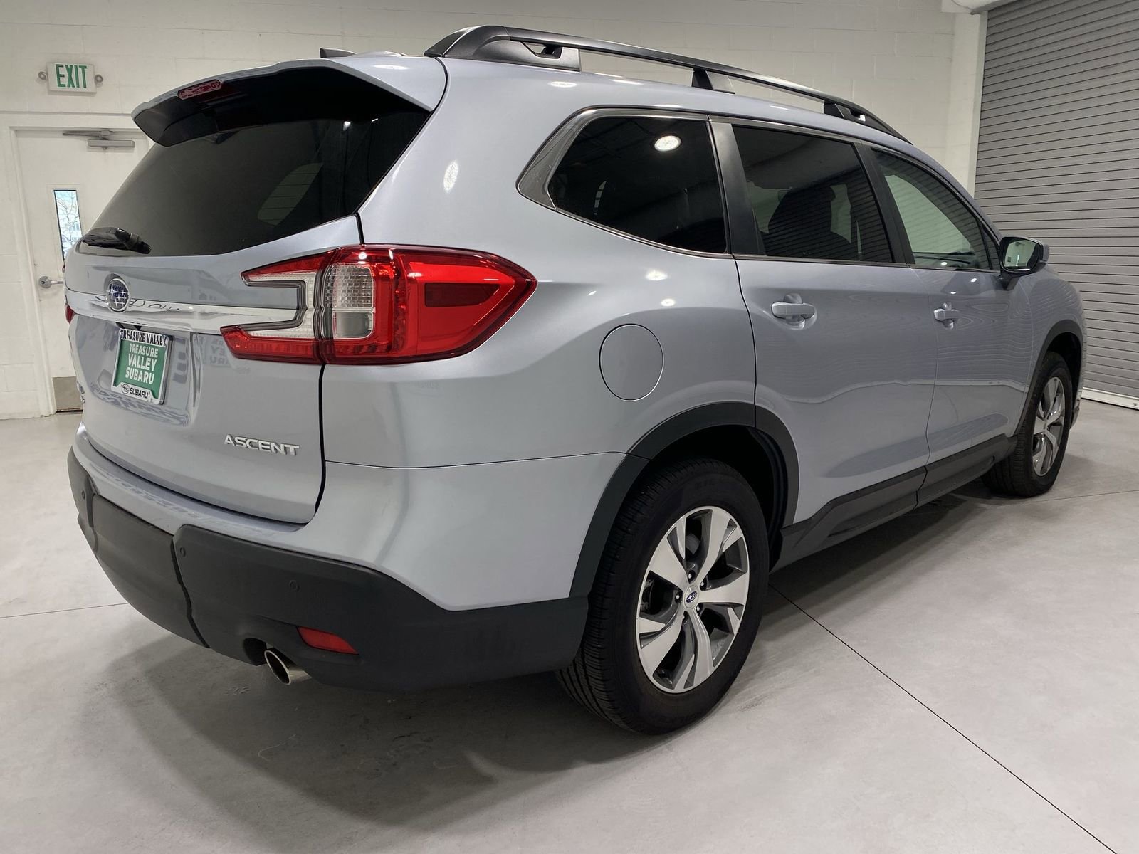 Certified 2024 Subaru Ascent Premium w/ Convenience Package image 8