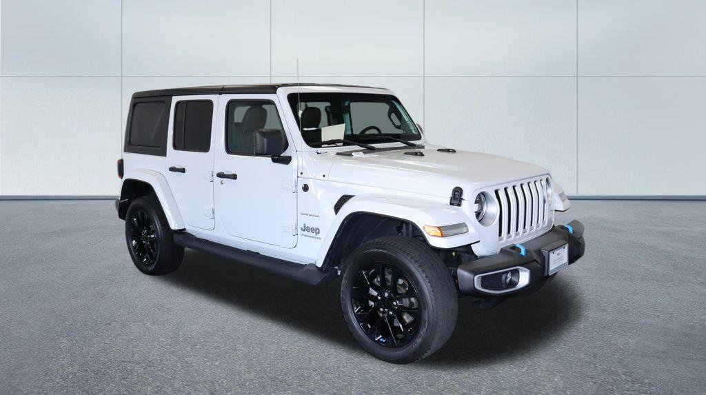 Used 2023 Jeep Wrangler Unlimited Sahara AWD/4WD image 10