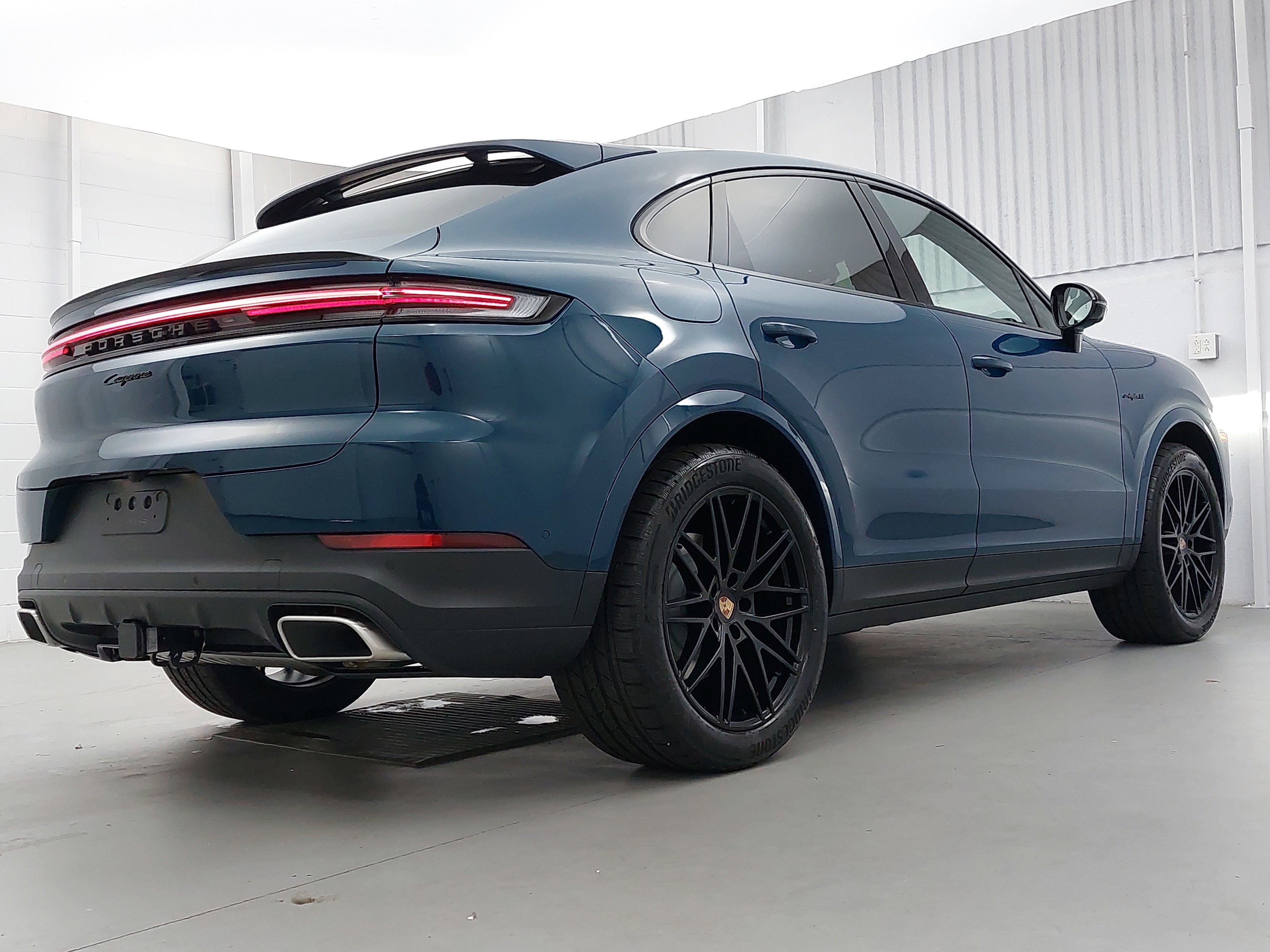 New 2025 Porsche Cayenne E-Hybrid image 7