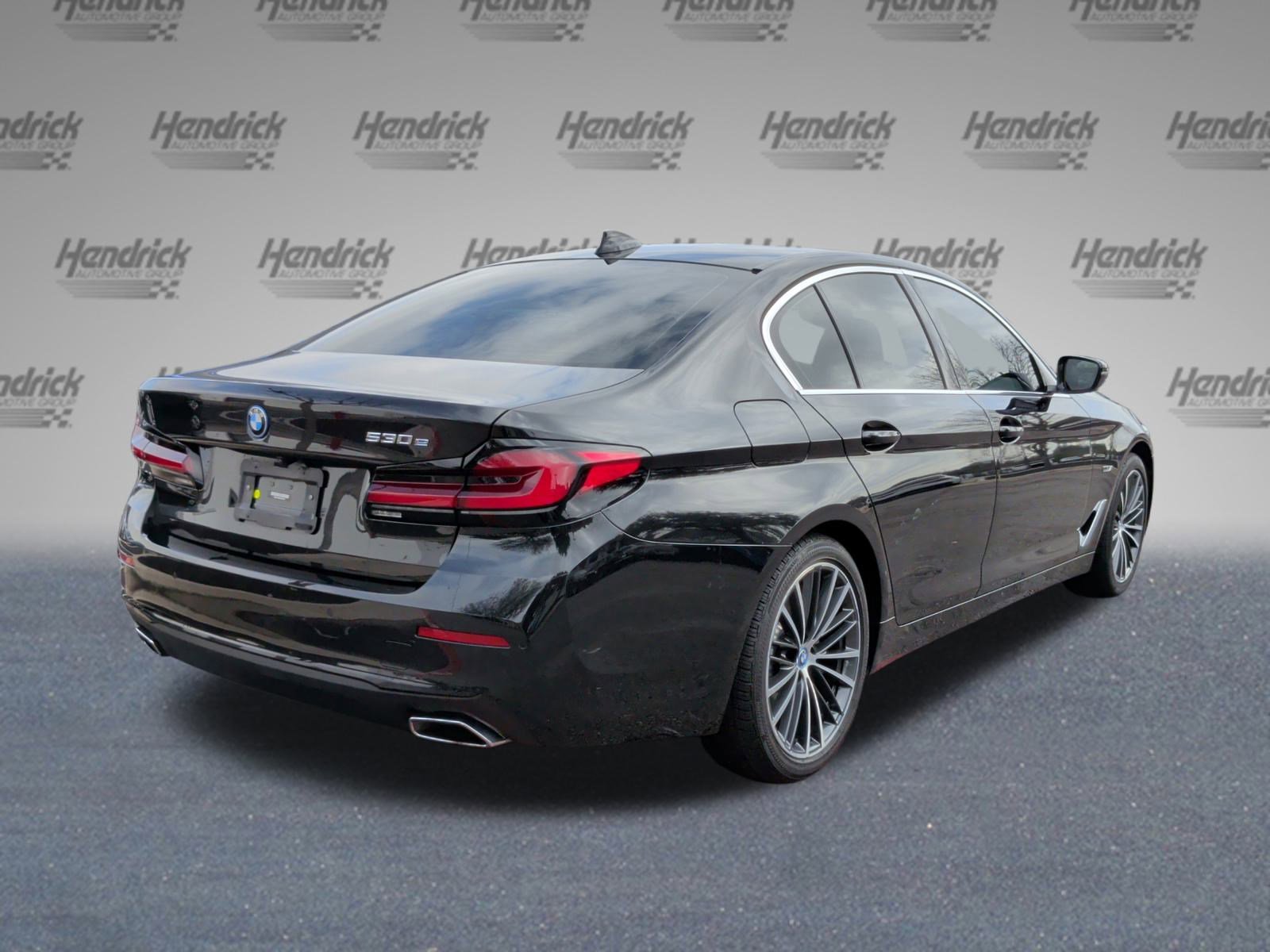 Certified 2023 BMW 530e w/ Premium Package image 7
