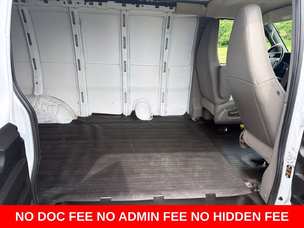 Used 2020 GMC Savana 3500 w/ Driver Convenience Package RWD image 24