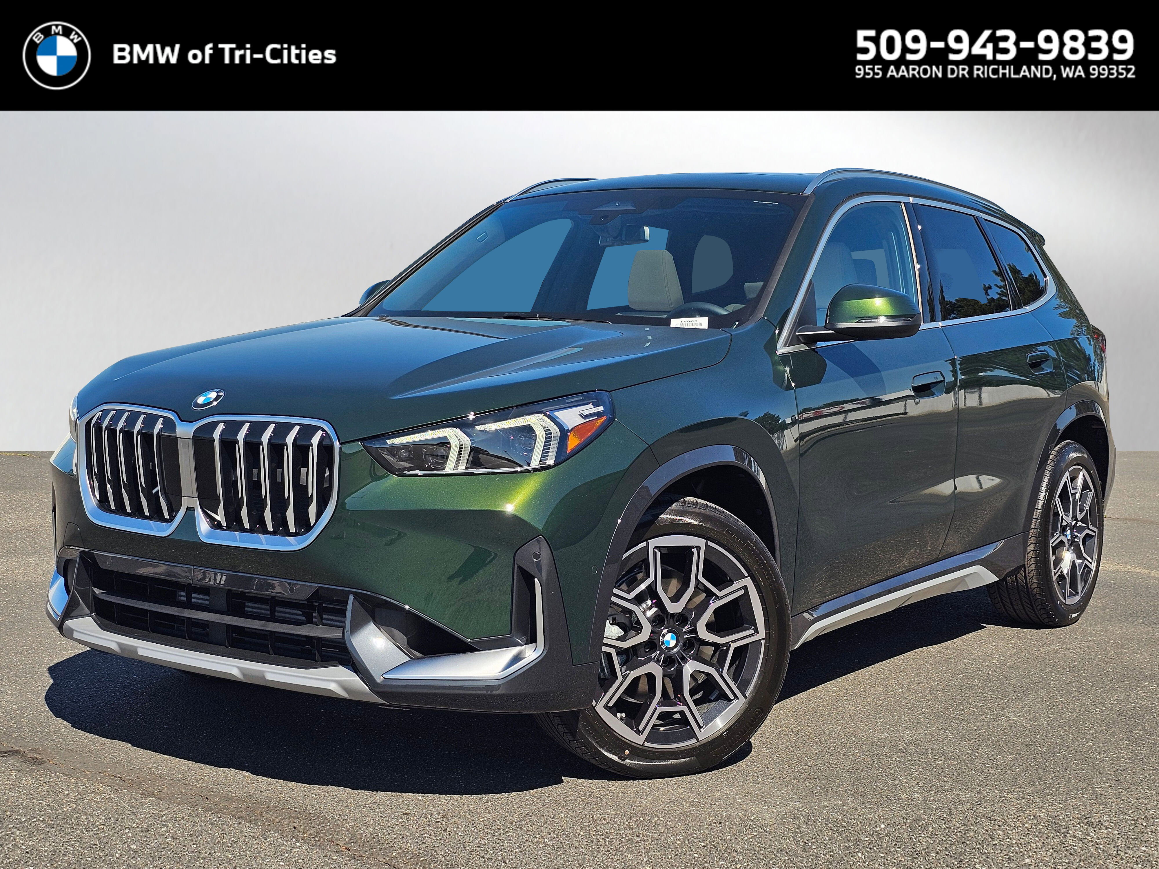 New 2025 BMW X1 xDrive28i w/ Convenience Package