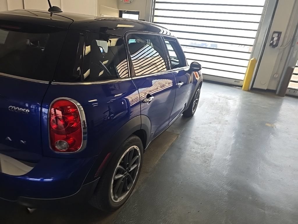 Used 2016 MINI Cooper Countryman FWD image 3