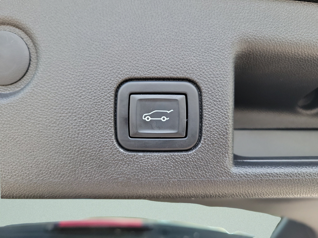 Used 2022 Chevrolet Equinox LT FWD image 8