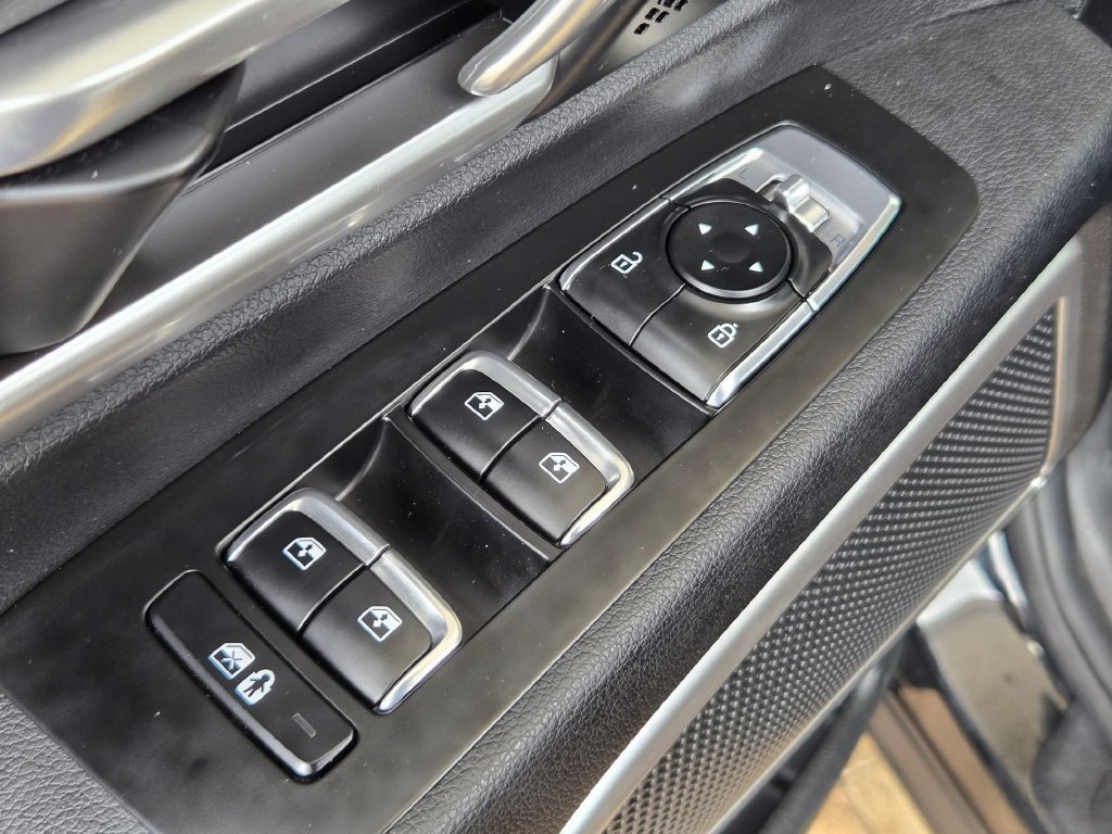 Used 2023 Kia Telluride S FWD image 12