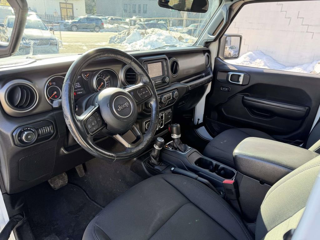 Used 2019 Jeep Wrangler Unlimited Sport S image 25