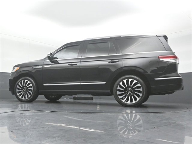 Used 2022 Lincoln Navigator Black Label image 39