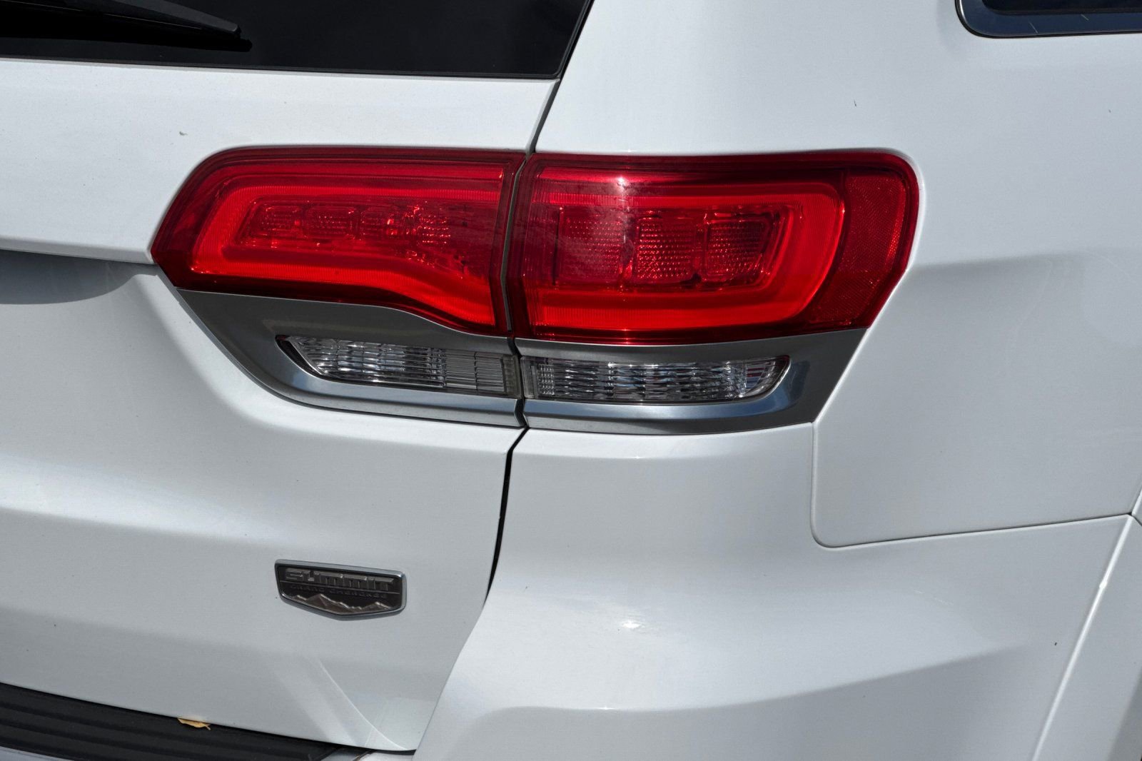 Used 2018 Jeep Grand Cherokee Summit w/ Platinum Series Group image 35