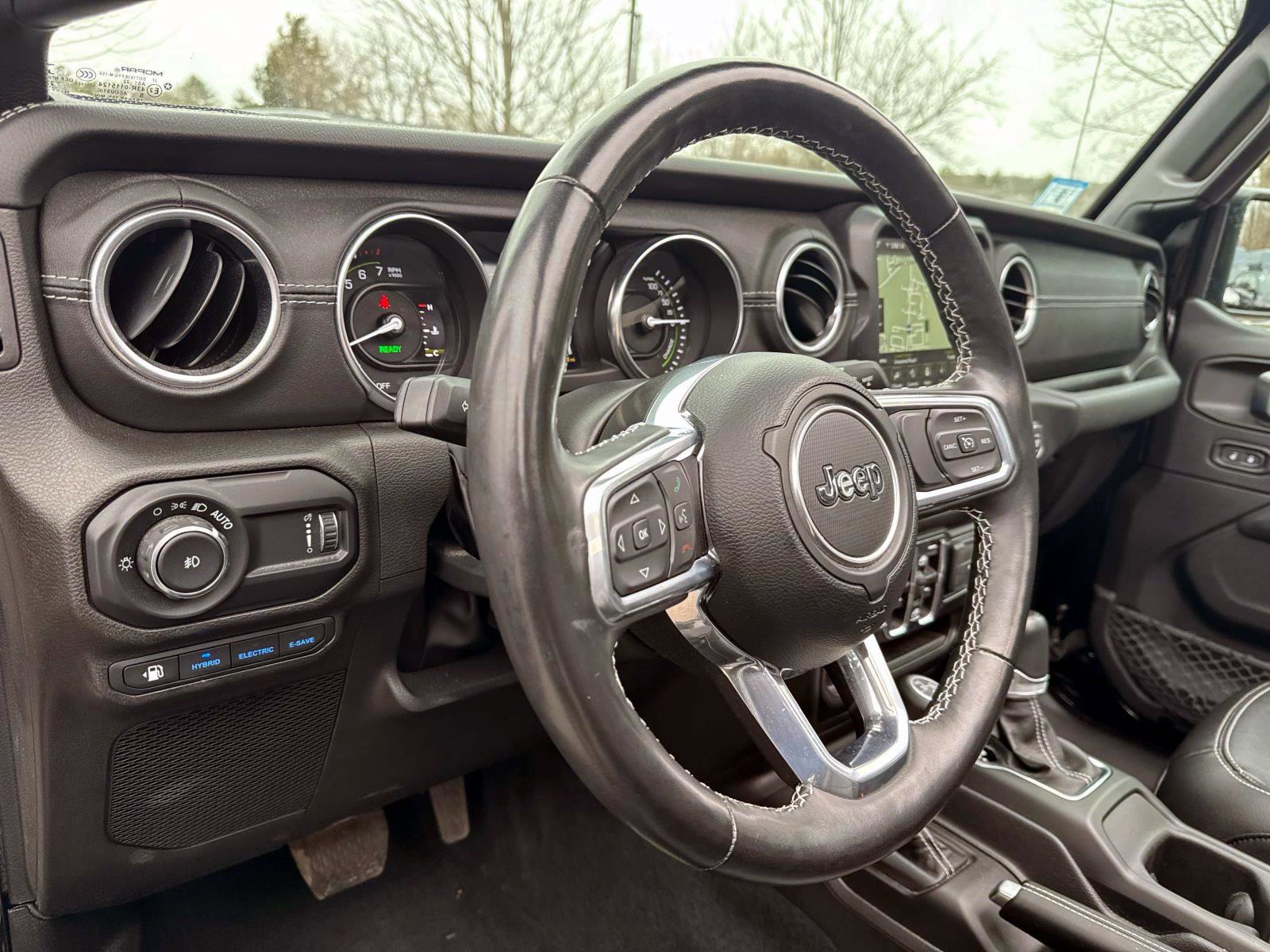 Used 2023 Jeep Wrangler Unlimited Sahara w/ Cold Weather Group image 11