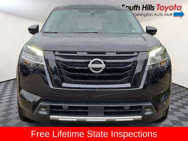 Used 2024 Nissan Pathfinder Platinum w/ Lighting Package (N93) AWD/4WD image 2