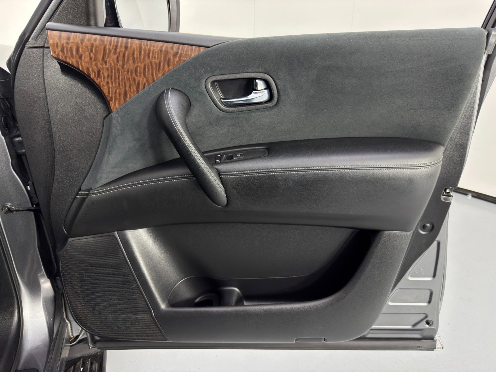 Used 2019 Nissan Armada SV w/ Driver Package image 41