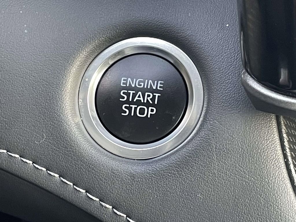 Used 2024 Toyota Highlander LE image 34