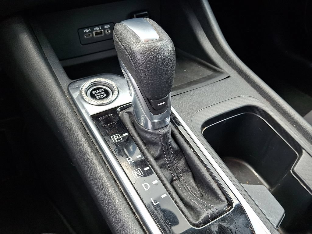 Used 2020 Nissan Sentra SV w/ Electronics Package FWD image 14