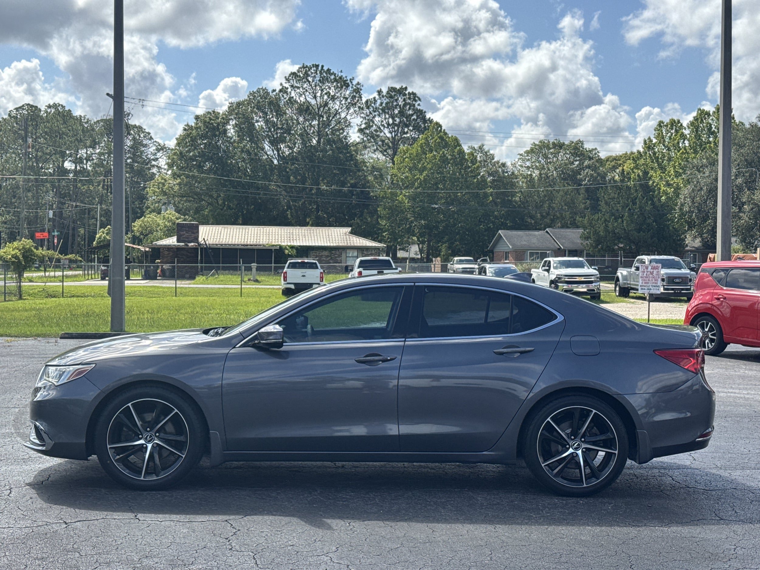 Used 2019 Acura TLX FWD image 5
