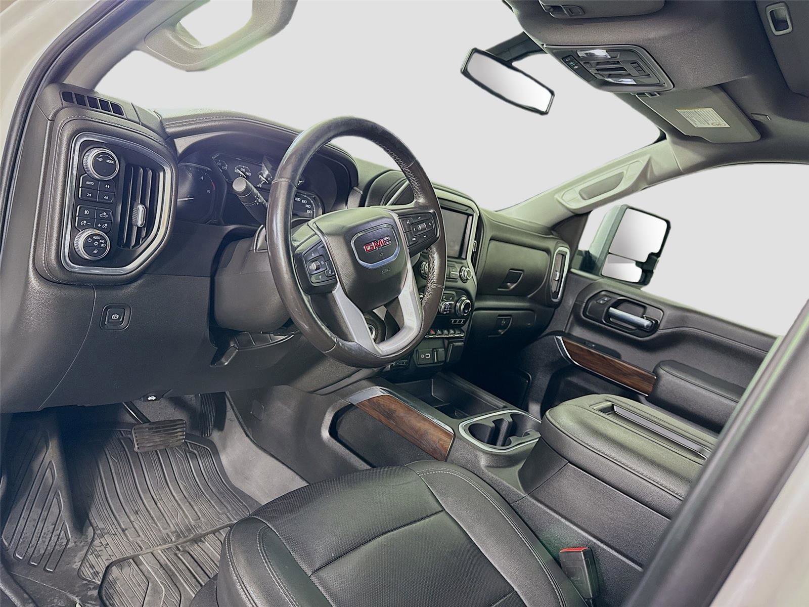 Used 2022 GMC Sierra 2500 SLT w/ SLT Convenience Package image 3