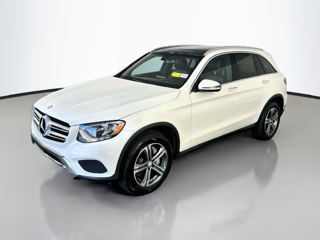 Used 2017 Mercedes-Benz GLC 300 image 3