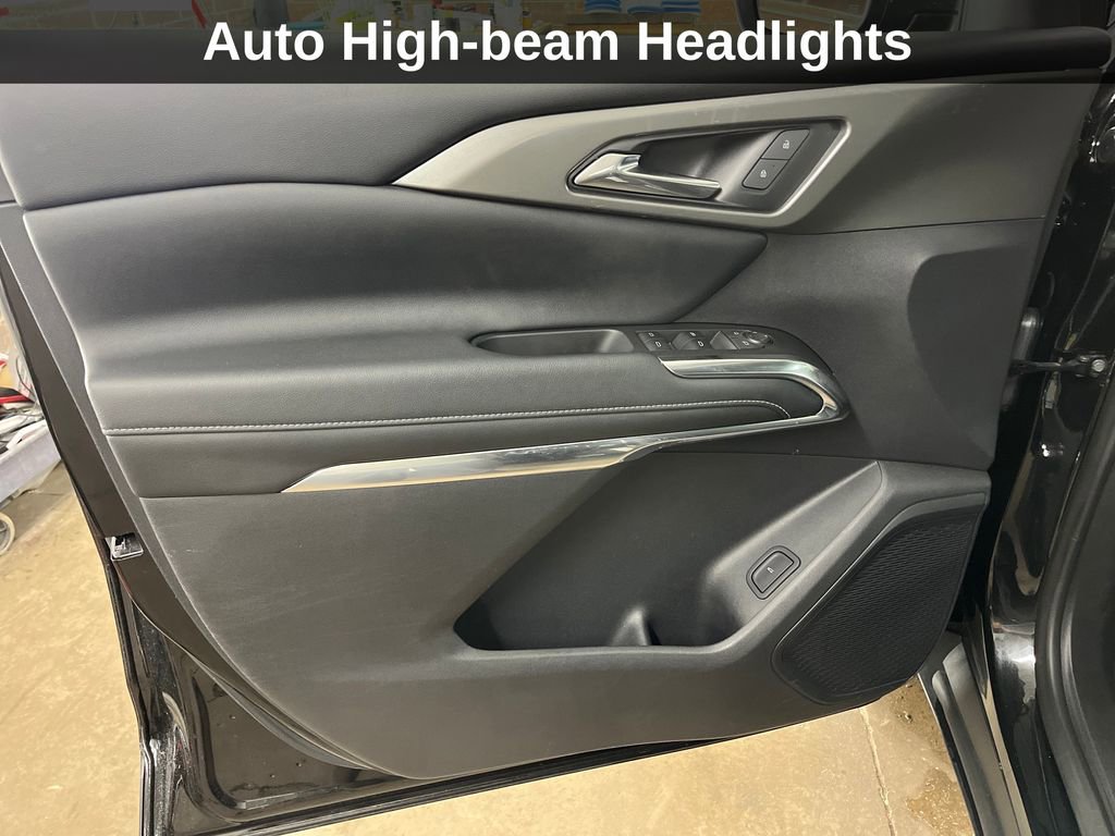 Used 2024 Chevrolet Traverse LT w/ Trailering Package image 13