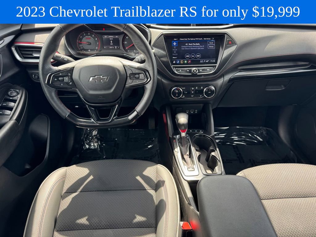 Used 2023 Chevrolet TrailBlazer RS w/ Convenience Package FWD image 14