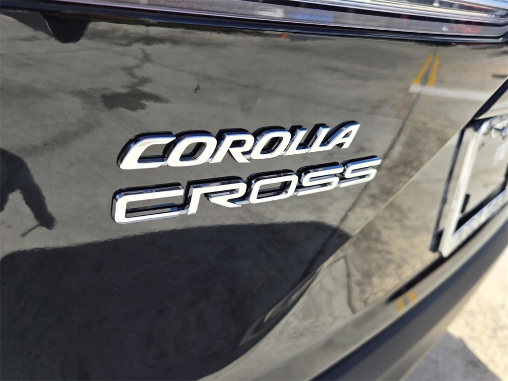 Used 2025 Toyota Corolla Cross L image 13