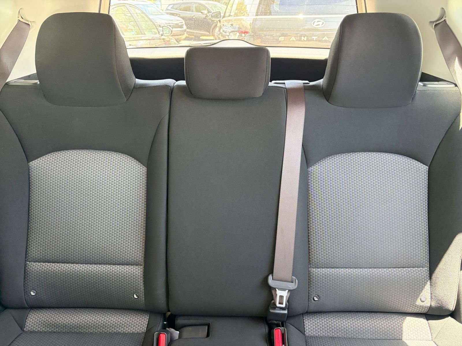 Used 2025 Kia Soul LX w/ LX Technology Package FWD image 36