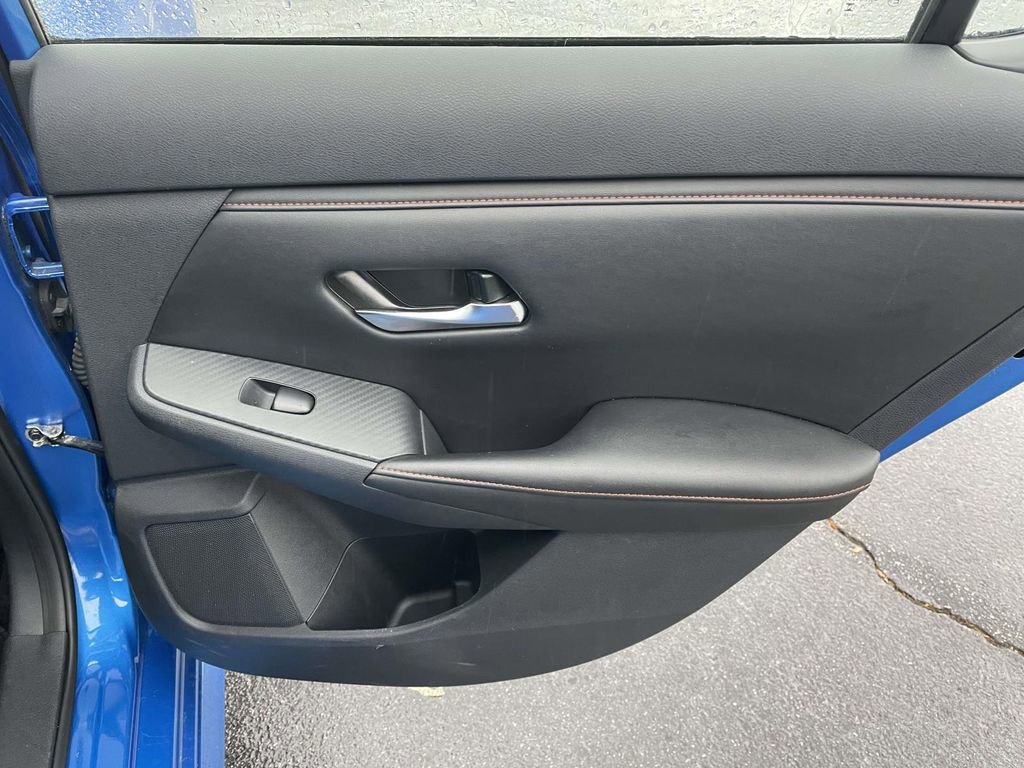 Used 2025 Nissan Sentra SR image 43