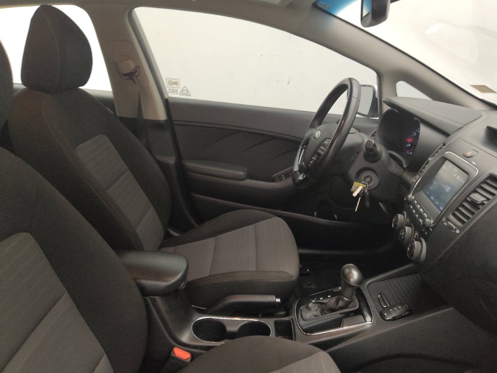 Used 2018 Kia Forte S FWD image 21