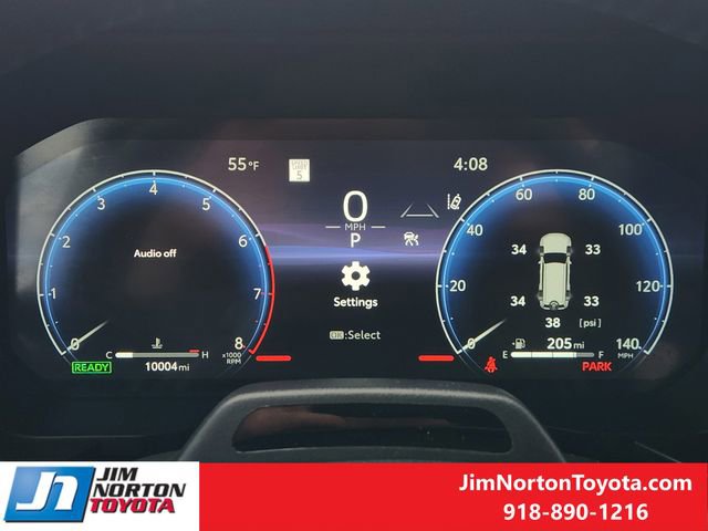 Used 2025 Toyota Land Cruiser w/ Premium Package image 18