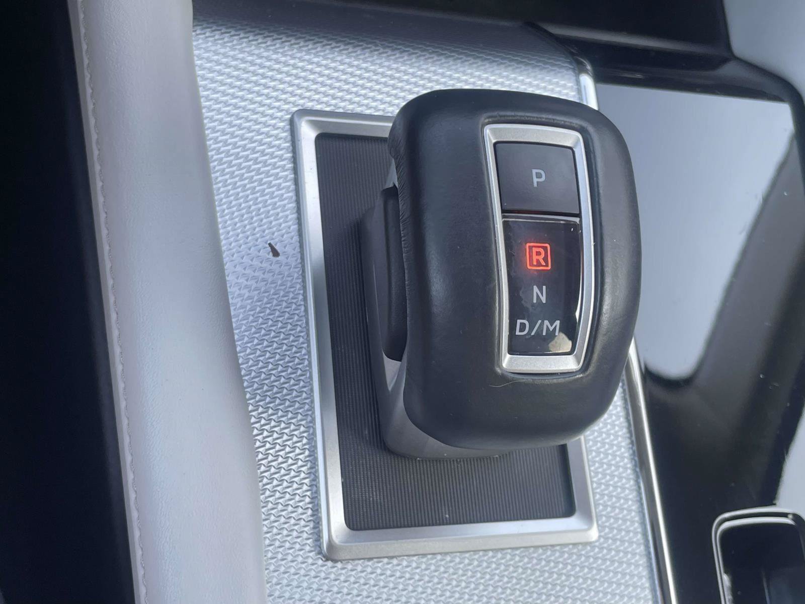 Used 2024 Mitsubishi Outlander SEL FWD image 21