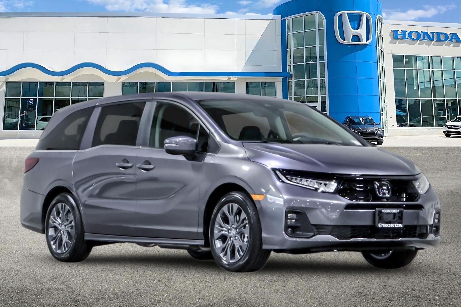 New 2026 Honda Odyssey Touring image 6