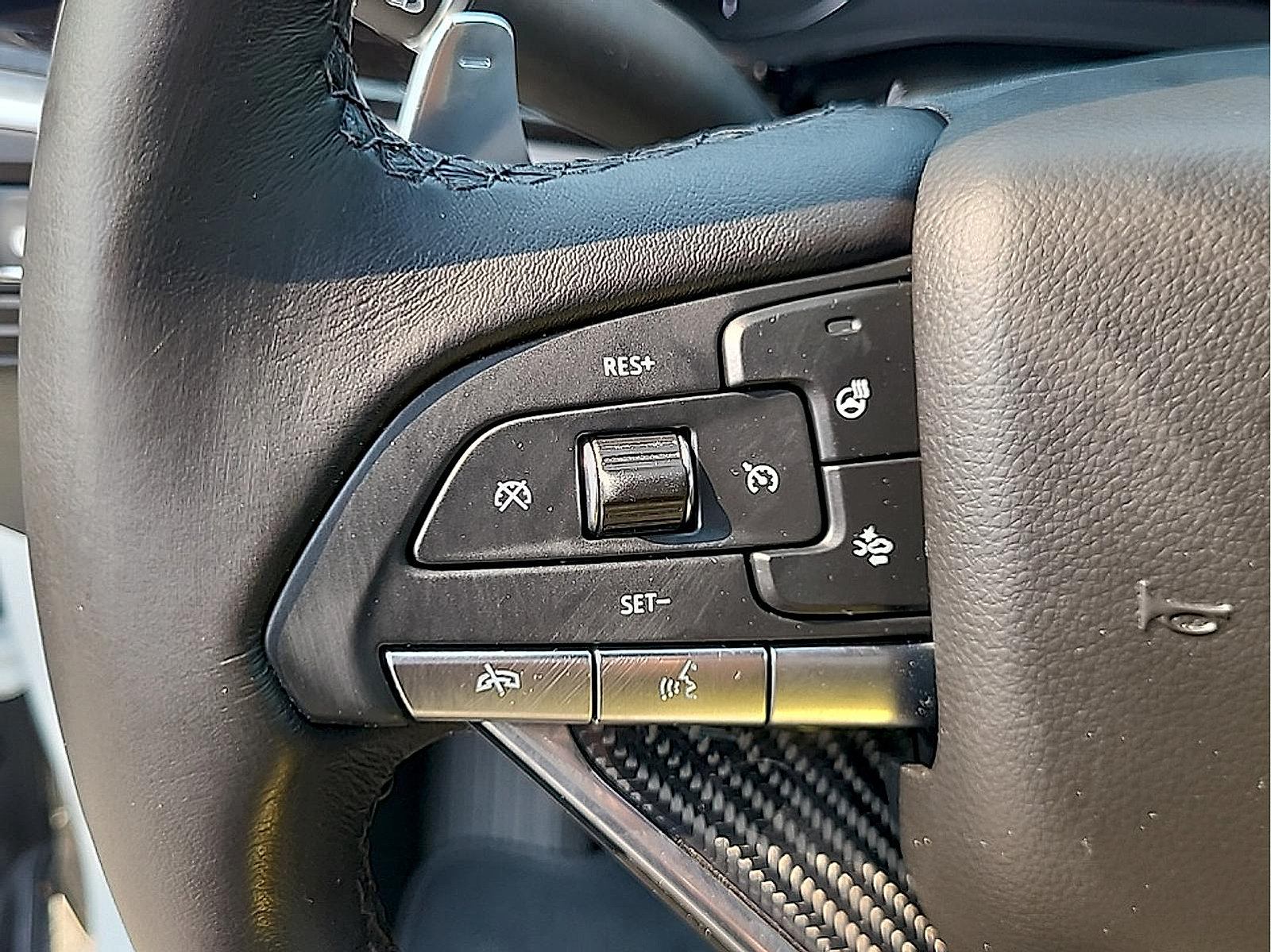 Used 2020 Cadillac XT6 Sport AWD/4WD image 19