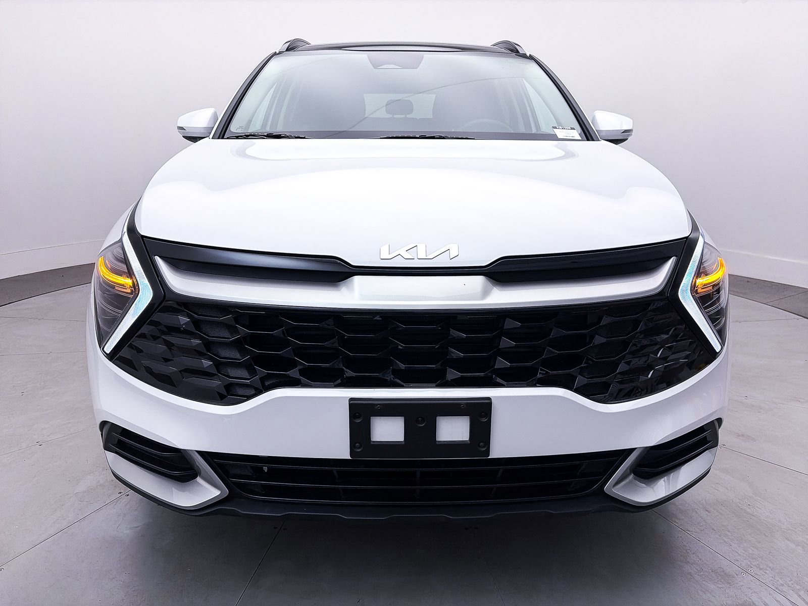 Used 2025 Kia Sportage EX w/ Premium Package image 12