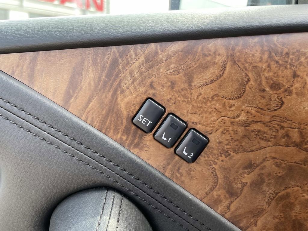 Used 2024 Nissan Armada SL w/ Captain's Chairs Package RWD image 27