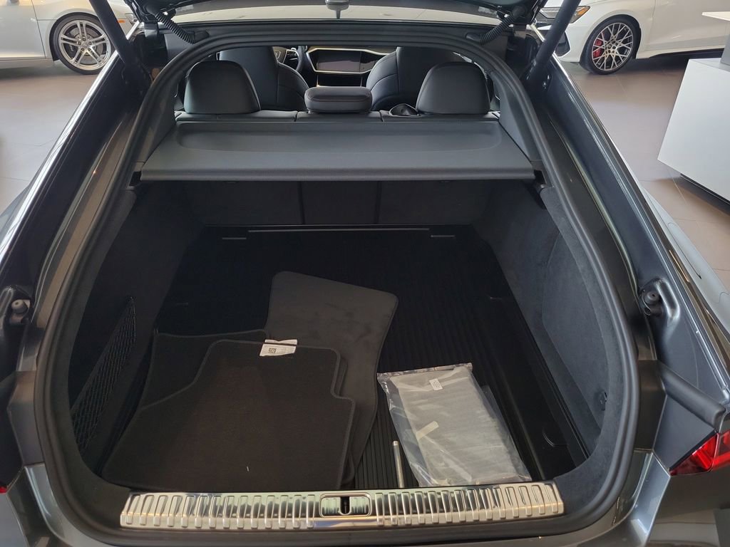 New 2026 Audi RS 7 Performance AWD/4WD image 29